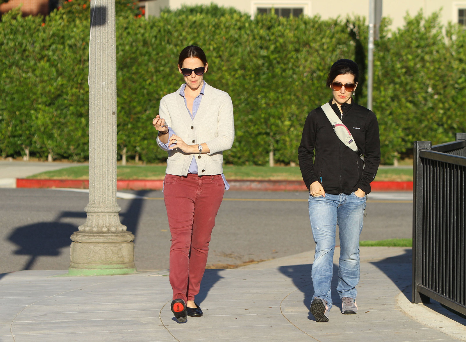 Jennifer Garner - Spotted in Los Angeles on January 30, 2013