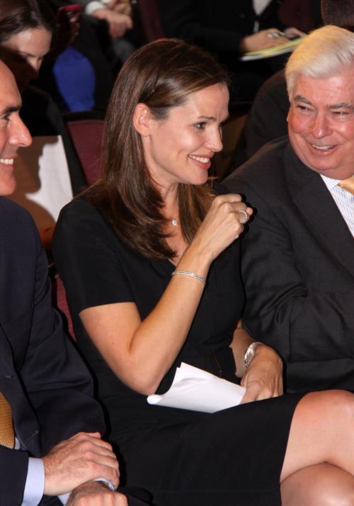 Jennifer Garner America's Report Card Children in the US event in Washington DC - October 10, 2012 