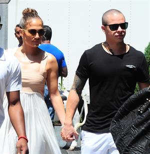 Jennifer Lopez dinner at Bubbys in New York City on July 24, 2012