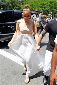 Jennifer Lopez dinner at Bubbys in New York City on July 24, 2012