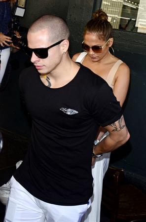 Jennifer Lopez dinner at Bubbys in New York City on July 24, 2012