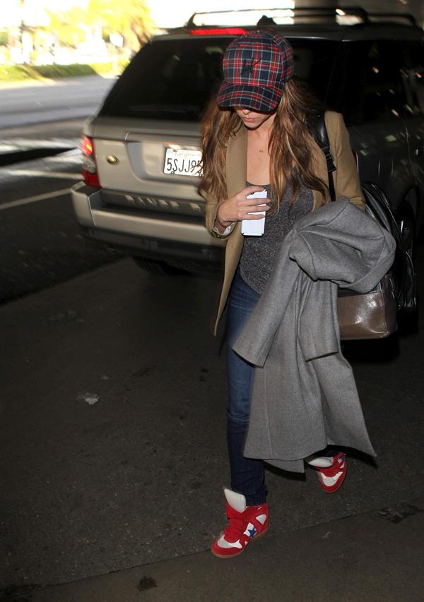 Jennifer Love Hewitt At LAX Airport December 29, 2012  