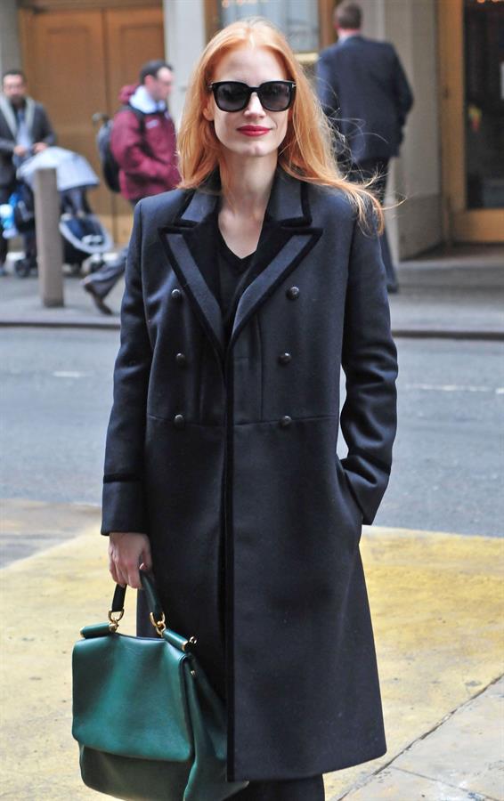 Jessica Chastain in New York City (30.01.2013) - The Heiress outside the Walter Kerr Theater 