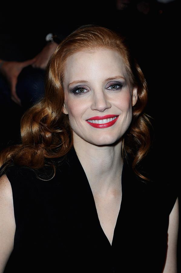 Jessica Chastain attends the Paris Fashion Week in Paris (02.03.2013) 