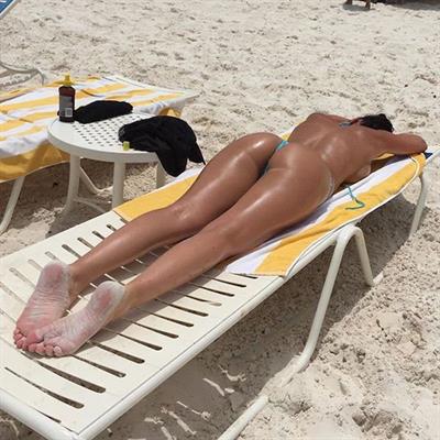 Anonymous in a bikini - ass