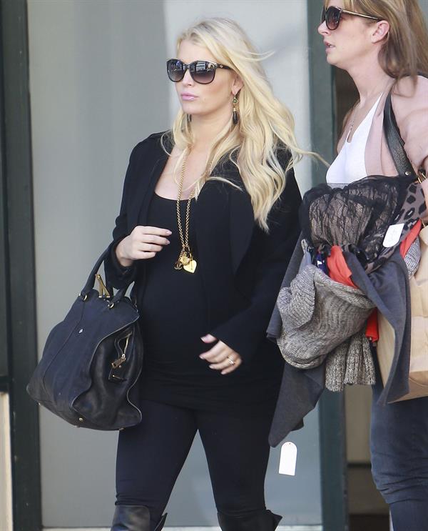 Jessica Simpson - Spotted in Los Angeles on February 21, 2013