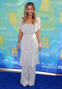 Kaley Cuoco 2011 at the Teen Choice Awards on August 7, 2011
