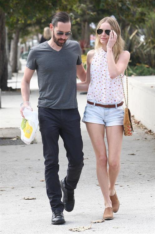 Kate Bosworth Pictures Kate Bosworth out shopping in Los Angeles October 3, 2012