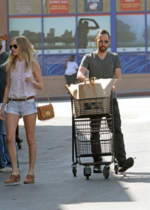 Kate Bosworth out shopping in Los Angeles October 3, 2012 