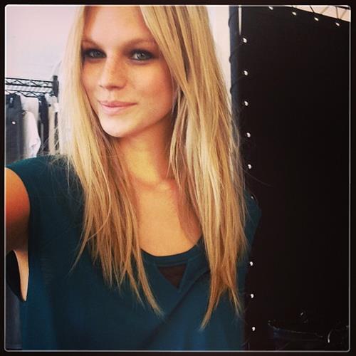 Nadine Leopold taking a selfie