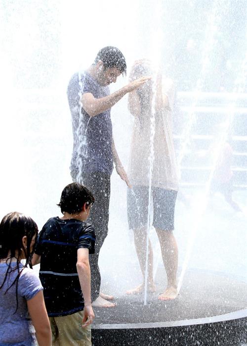 Katie Holmes Films  Mania Days  in Washington Square Park (May 21, 2013) 