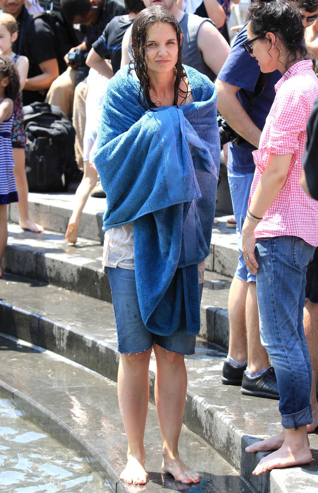 Katie Holmes Films  Mania Days  in Washington Square Park (May 21, 2013) 