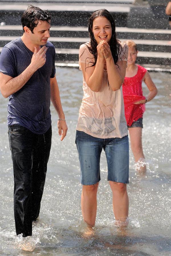 Katie Holmes Films  Mania Days  in Washington Square Park (May 21, 2013) 