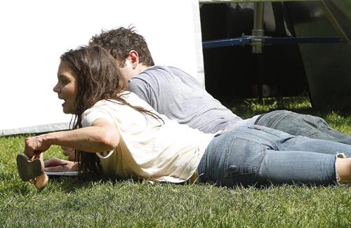 Katie Holmes Films  Mania Days  in Washington Square Park (May 21, 2013) 