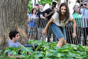 Katie Holmes Pictures Katie Holmes Films  Mania Days  in Washington Square Park (May 21, 2013)