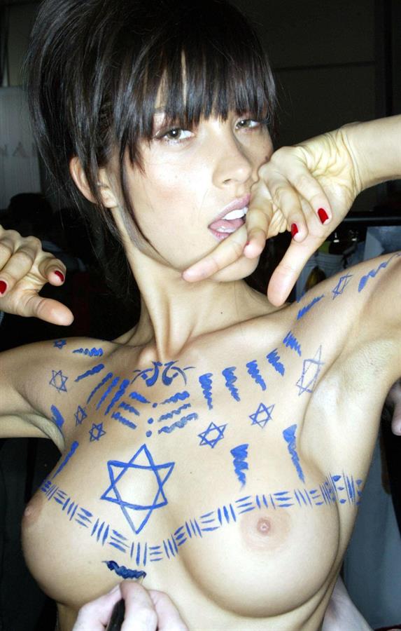 Petra Němcová in body paint - breasts