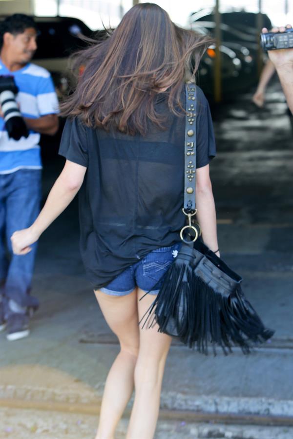 Kendall Jenner leaving a salon in LA 5/24/13 