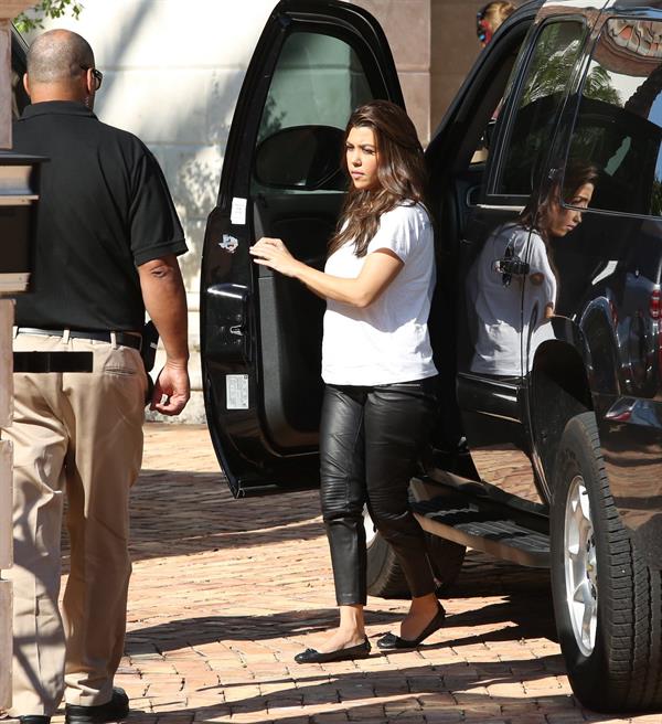 Kourtney Kardashian out and about in Miami, on Saturday, November 24, 2012 