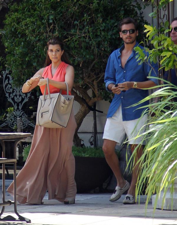 Kourtney Kardashian Leaving Sugarcane Restaurant with Scott Disick after lunch in Miami (October 22, 2012) 