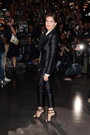 Laetitia Casta Dolce & Gabbana - Front Row - Milan Fashion Week (Sep 23, 2012) 