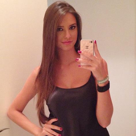 Carol Chafauzer taking a selfie