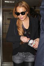 Lindsay Lohan - Los Angeles International Airport (10.04.2013) 