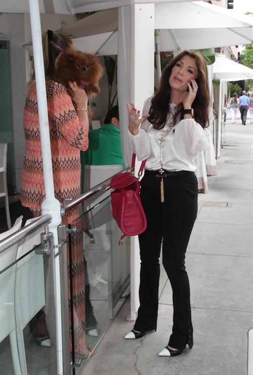Lisa Vanderpump Pictures Lisa Vanderpump Spotted with daughter Pandora while shopping in Beverly Hills (May 9, 2013)
