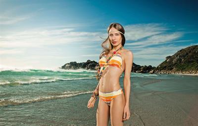 Lizzy Jagger Bikini Pictures Lizzy Jagger in a bikini