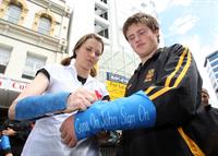 Lucy Lawless - in Wellington, New Zealand 10/15/09  