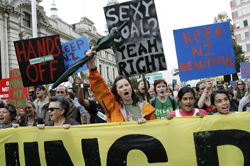 Lucy Lawless Pictures Lucy Lawless - March against mining, Auckland NZ 5/1/10