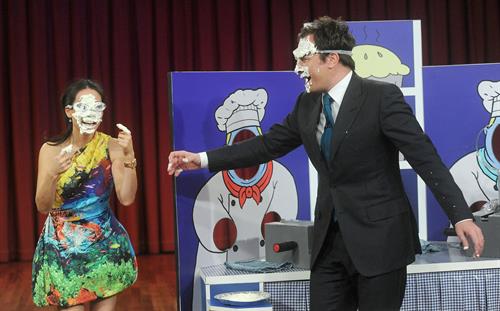 Lucy Liu Pictures Lucy Liu Late Night with Jimmy Fallon in NYC 1/29/13