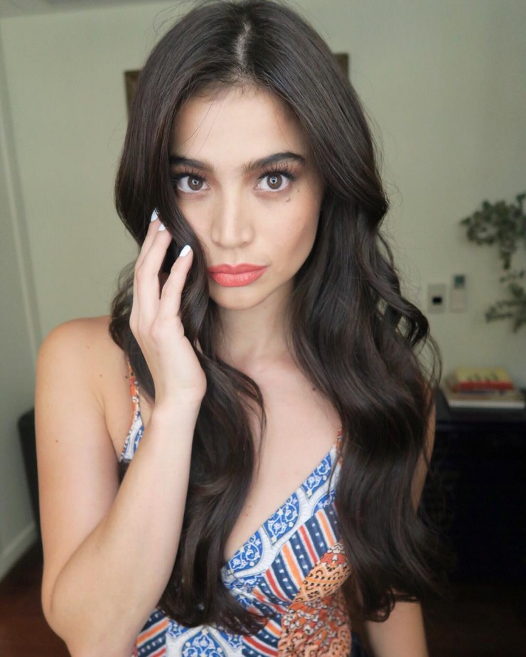 Anne Curtis