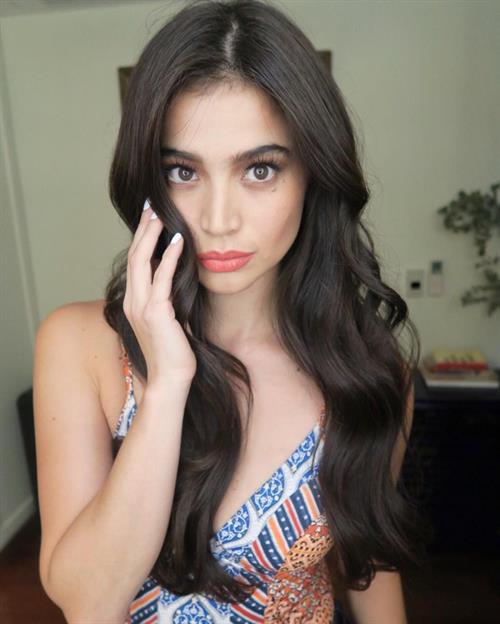 Anne Curtis