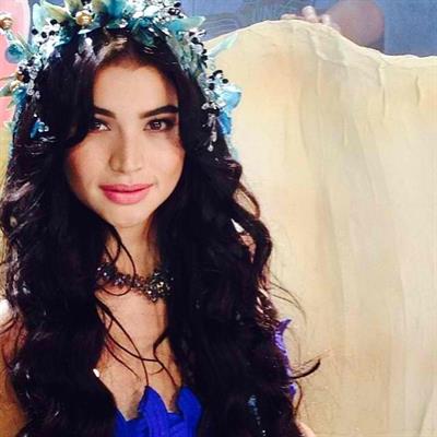 Anne Curtis