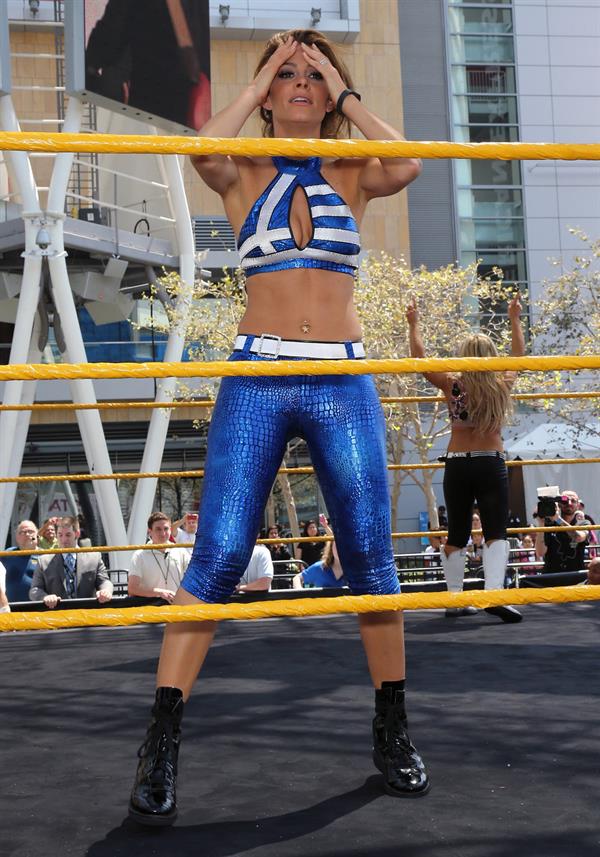 Maria Menounos WWE SummerSlam 2013 in LA 8/18/13 