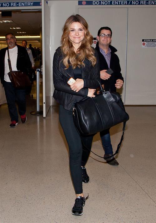 Maria Menounos Pictures Maria Menounos – LAX airport arrival in LA 10/15/13