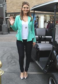 Maria Menounos on the set of Extra at The Grove in LA 1/9/13 