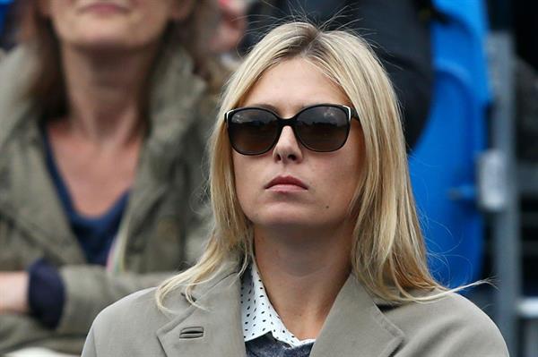 Maria Sharapova Watches her boyfriend on day one of the AEGON Championships at Queens Club in London - June 10, 2013 