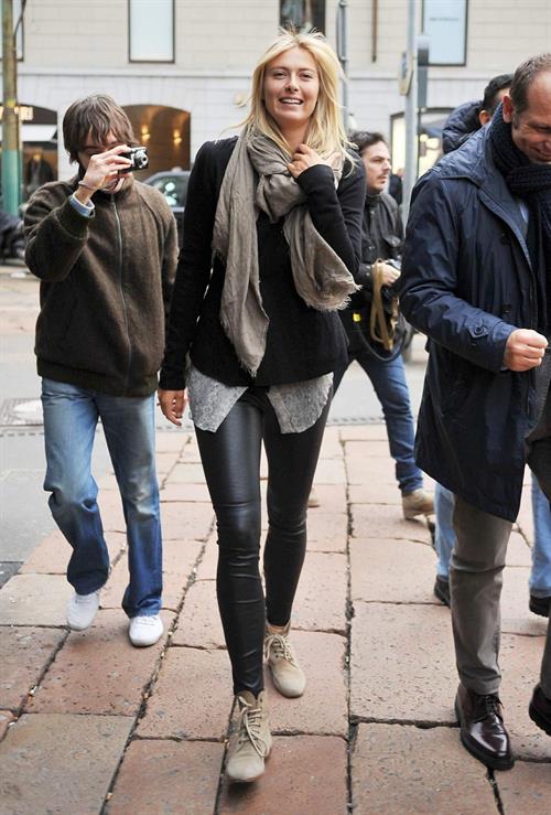 Maria Sharapova Pictures Maria Sharapova Giorgio and Roberta Armani meet tennis star Maria Sharapova at Armani's palace. November 30, 2012