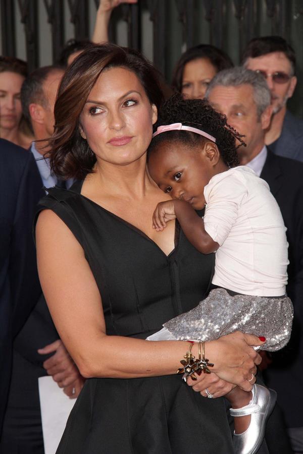 Mariska Hargitay Honored With Star On The Hollywood Walk Of Fame - Hollywood, Nov. 8, 2013 