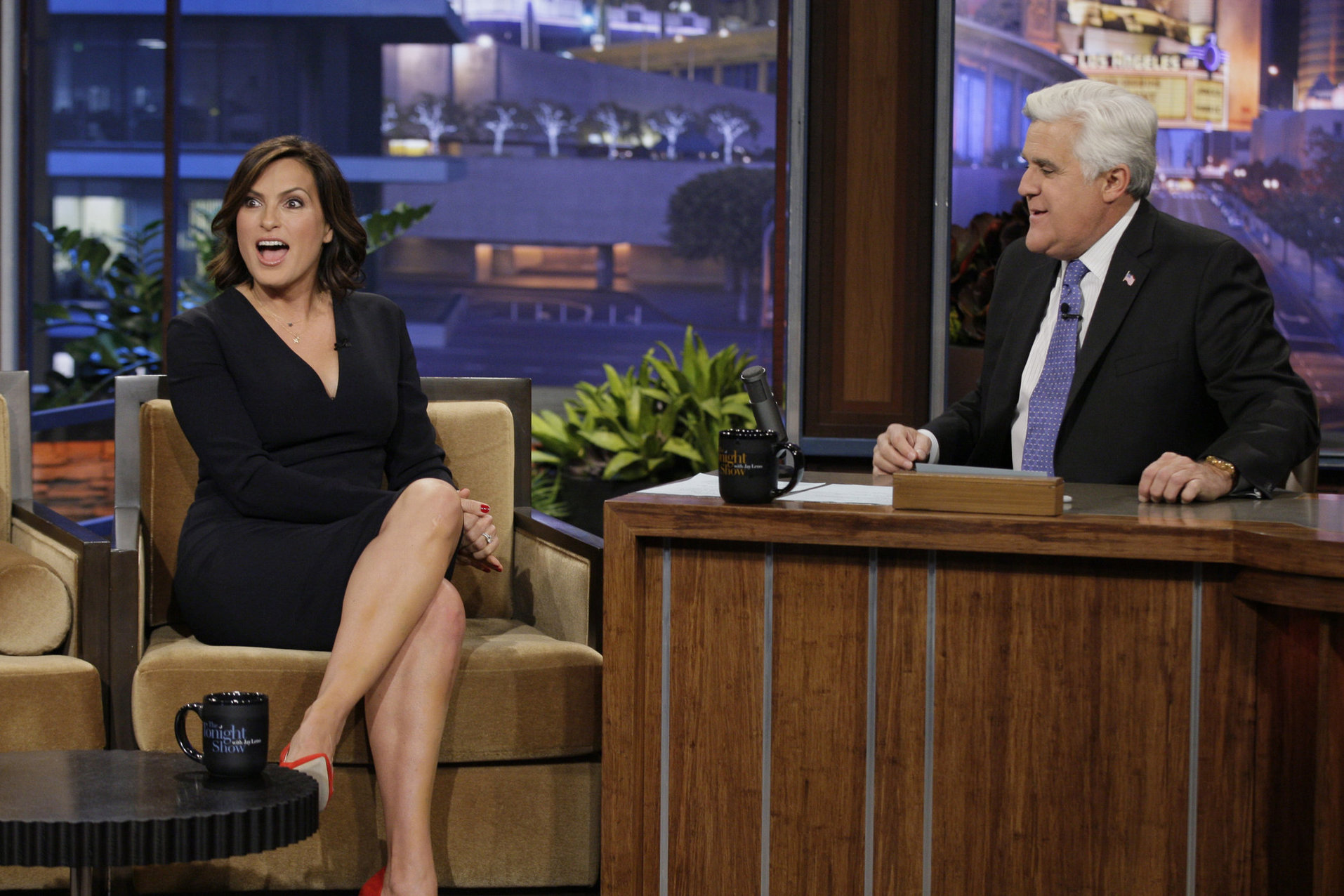 Mariska Hargitay Pictures Mariska Hargitay  The Tonight Show With Jay Leno  - Season 22 - Nov. 8, 2013