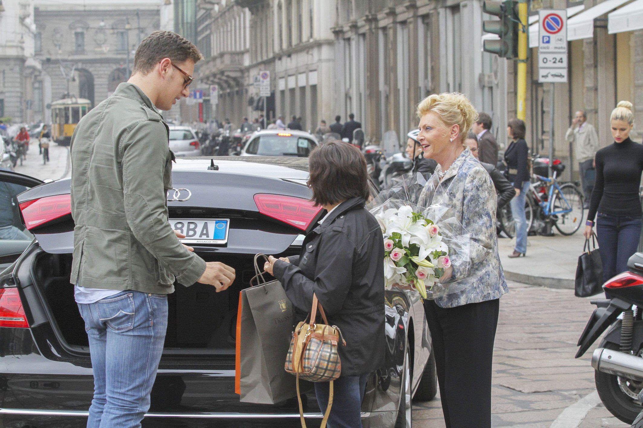 Michelle Hunziker leaving a restaurant in Italy October 10, 2012