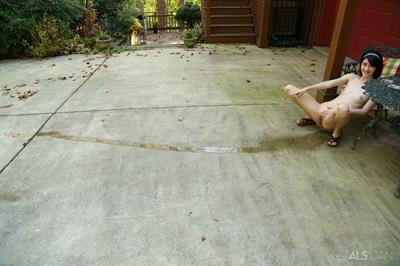 Ivy Aura in  Four Bagger  for ALS Scan