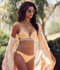 Araya Nicks in lingerie