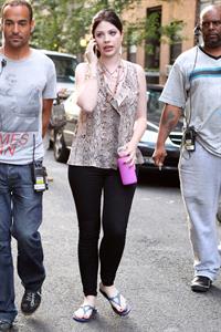 Michelle Trachtenberg - On the set of  Gossip Girl  in New York City - August 10, 2012