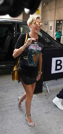 Miley Cyrus Spotted in a Join A Weird Trip T-shirt outside the London Studios in London (18.07.2013) 
