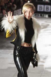 Miley Cyrus – BBC Radio 1 arrival in London 11/12/13  