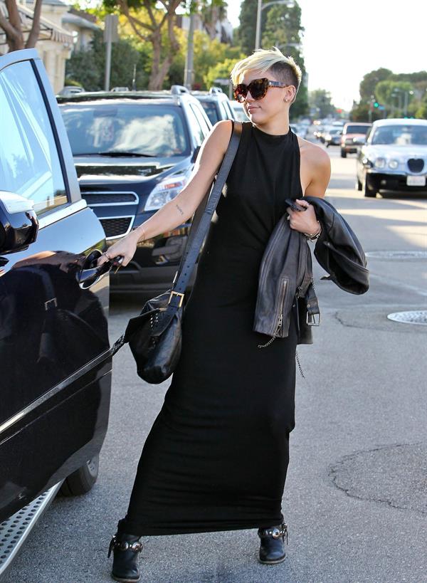 Miley Cyrus out and about in Toluca Lake 11/10/12