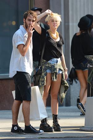 Miley Cyrus - Out shopping in New York City August 23, 2012