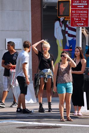 Miley Cyrus - Out shopping in New York City August 23, 2012